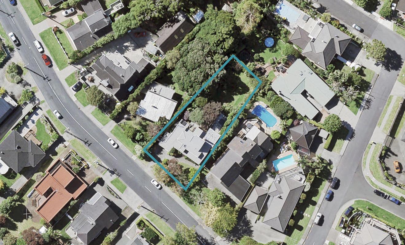 113 Mellons Bay Road, Mellons Bay, Auckland - Carousel 1