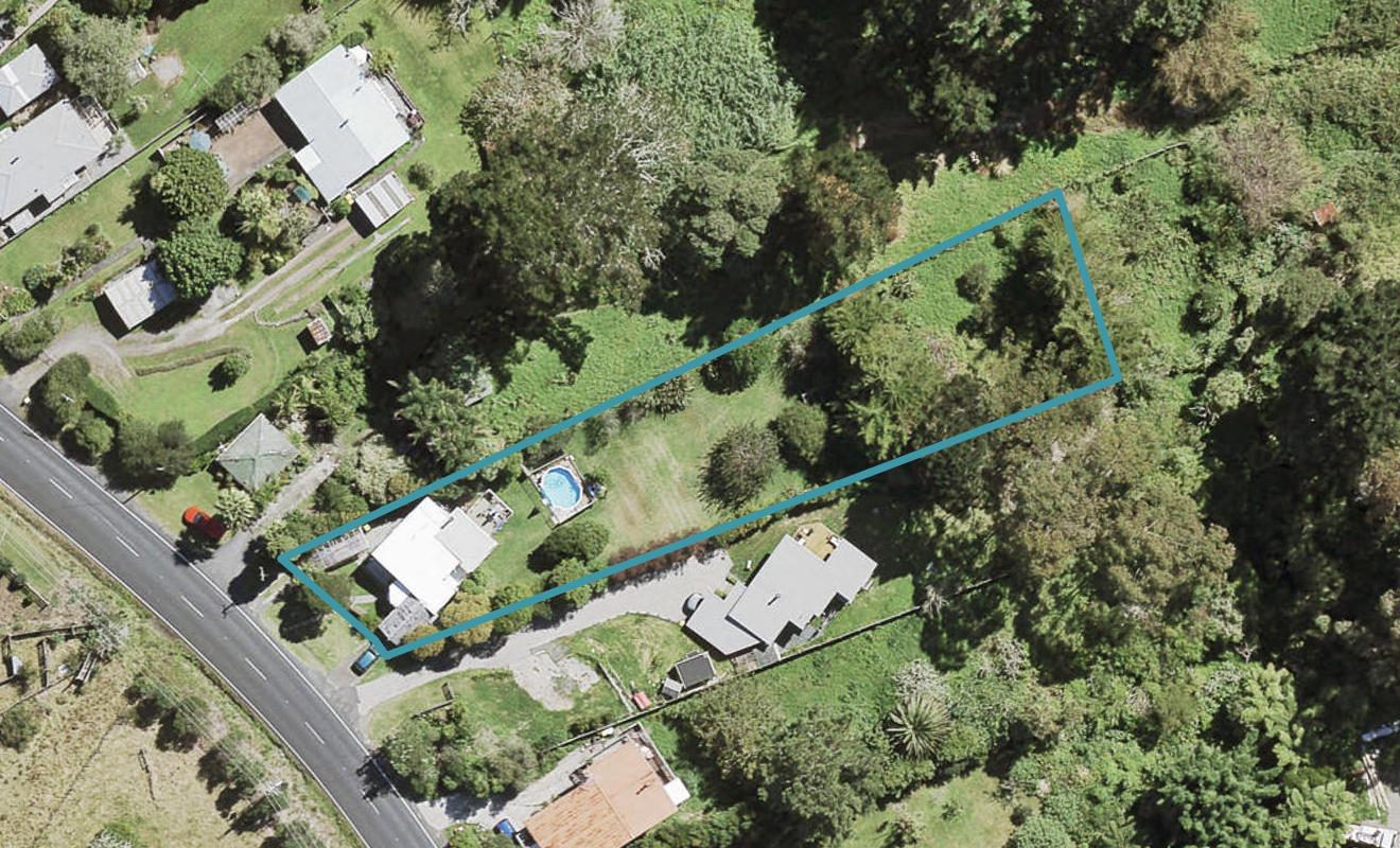 104 Candia Road, Henderson Valley, Auckland - Carousel 1
