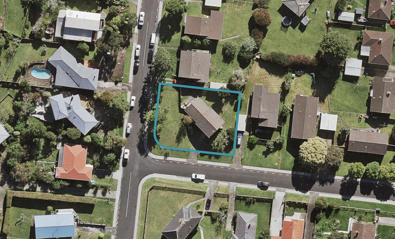 9 Ko Street, Northcote, Auckland - Carousel 1