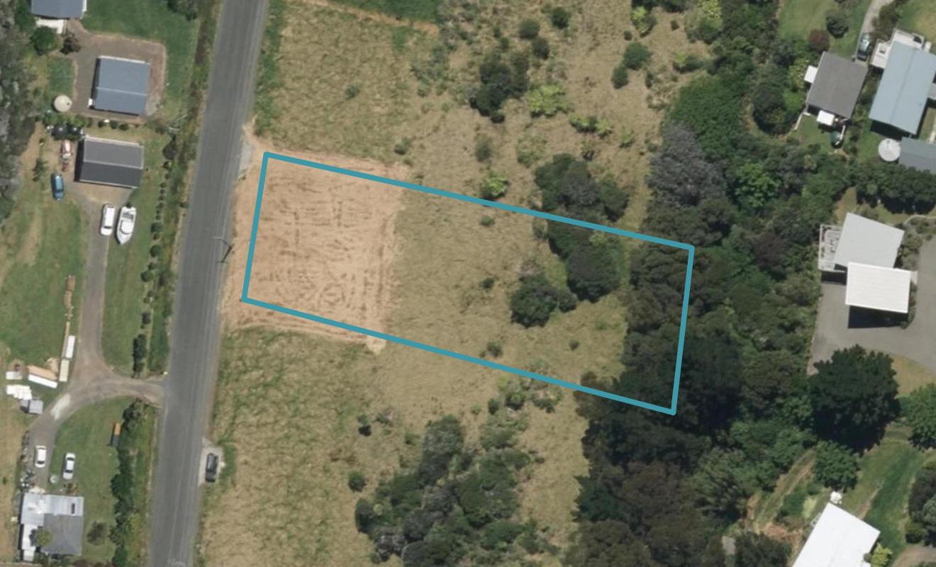 42 Pacific Bay Road, Whangarei - Carousel 1