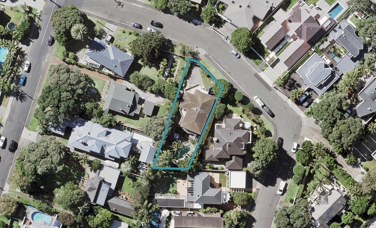 1 Audrey Road, Takapuna, Auckland - Carousel 1