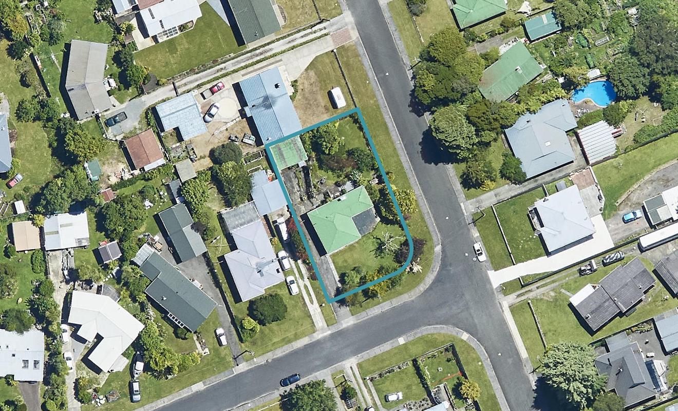 24 Darroch Street, Fairy Springs, Rotorua - Carousel 1