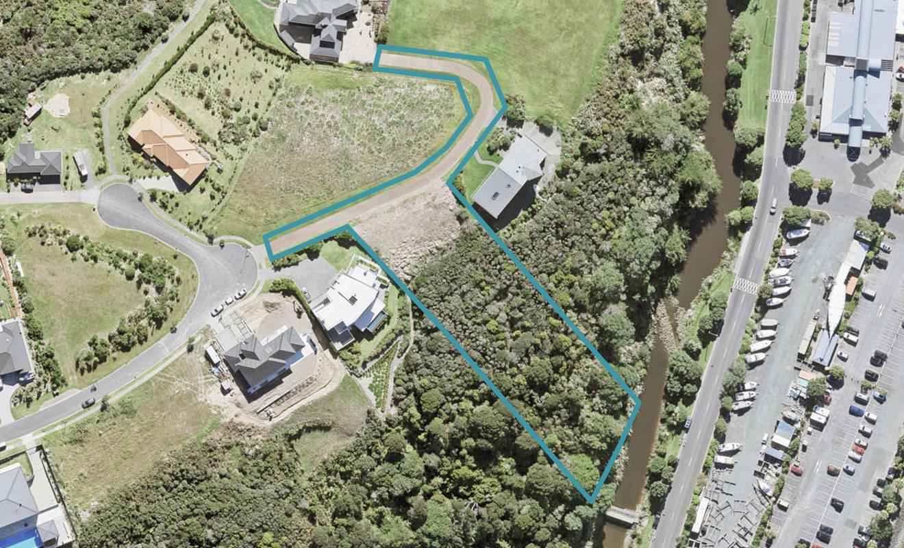 48 Balboa Drive, Matakatia, Whangaparāoa - Carousel 1