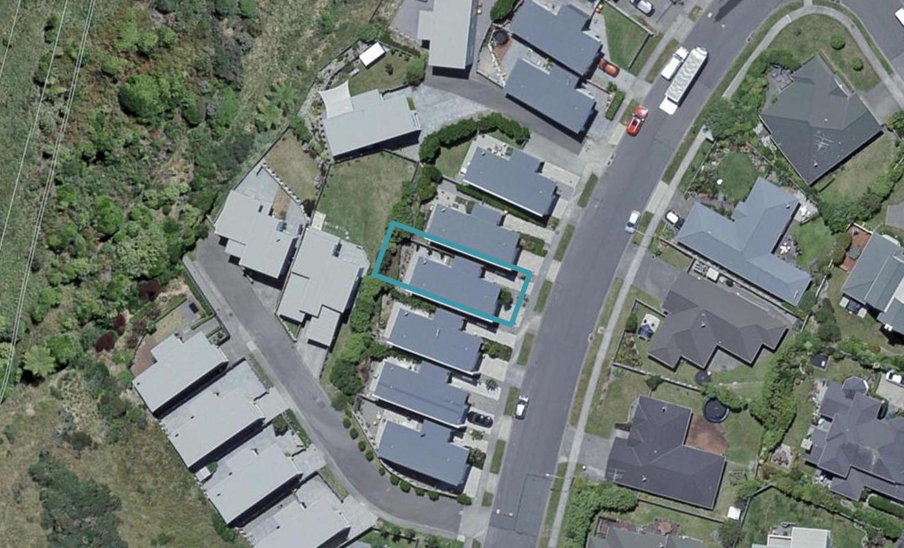 34 Erlestoke Crescent, Churton Park, Wellington - Carousel 1