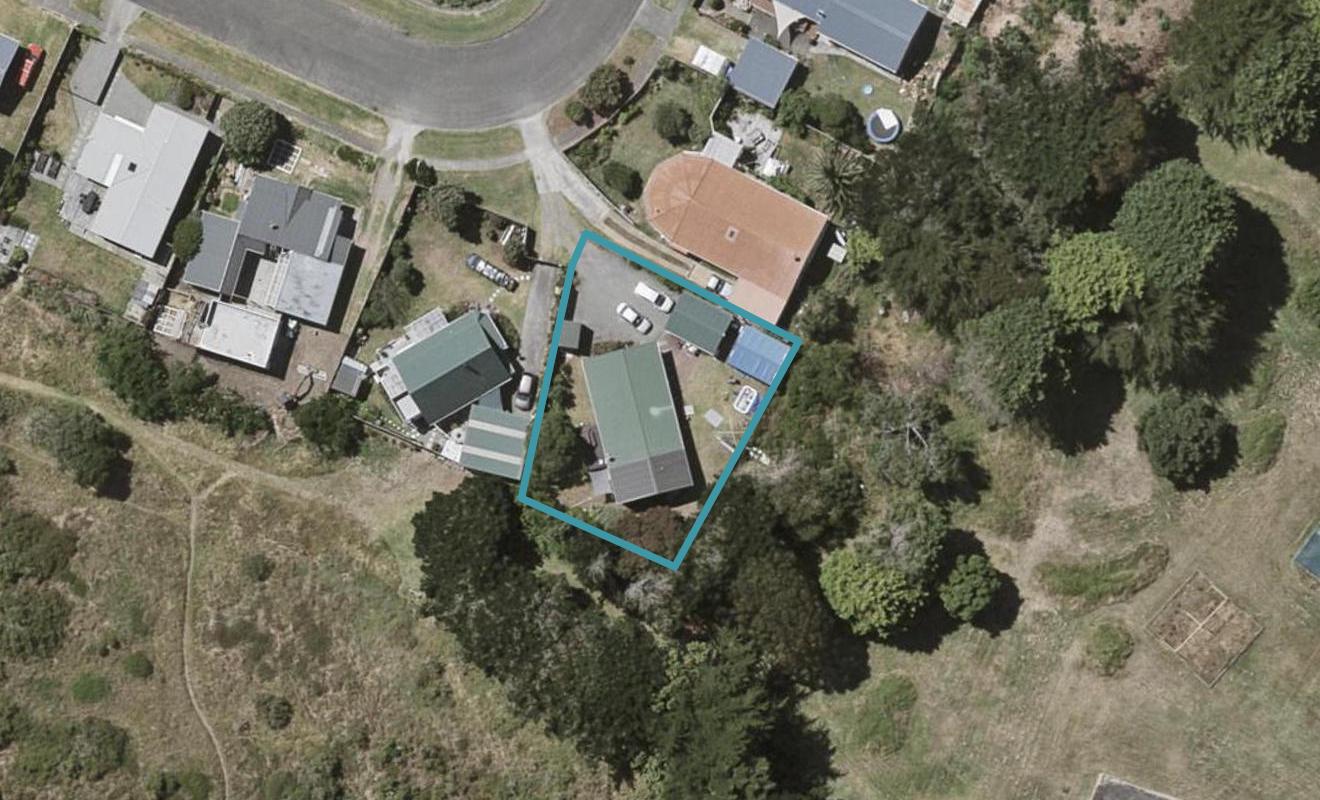 22 Scott Avenue, Otaki Beach, Otaki - Carousel 1