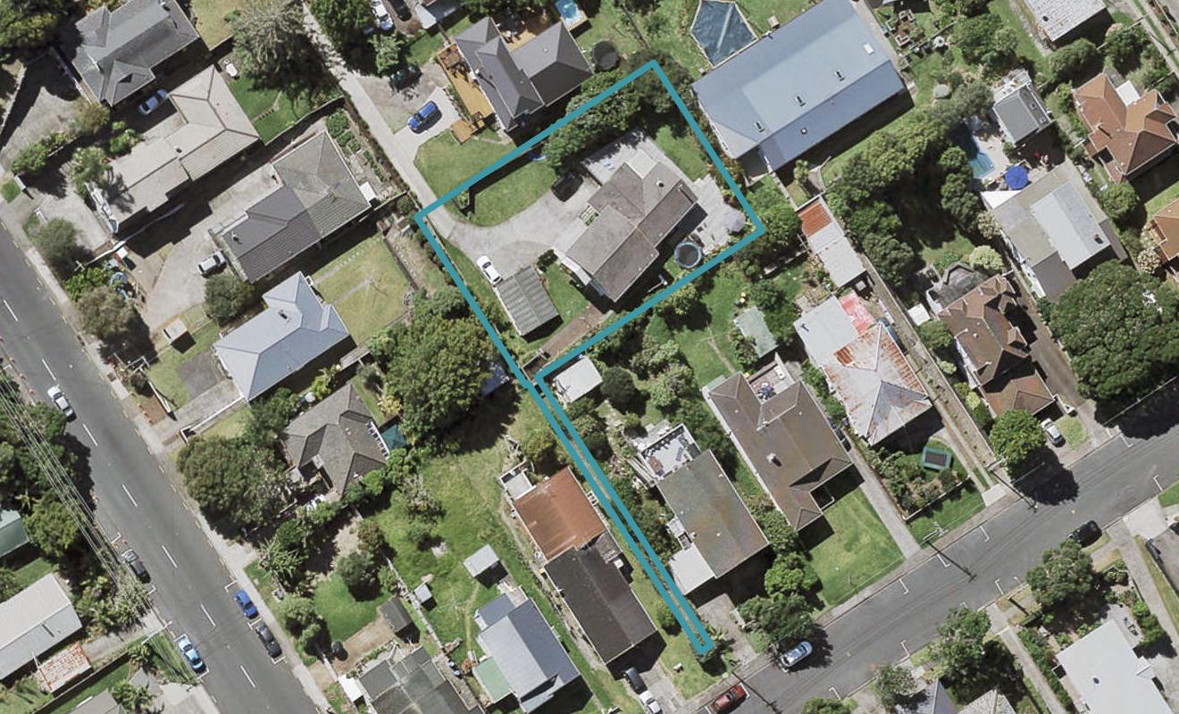 19A Tennyson Avenue, Takapuna, Auckland - Carousel 1