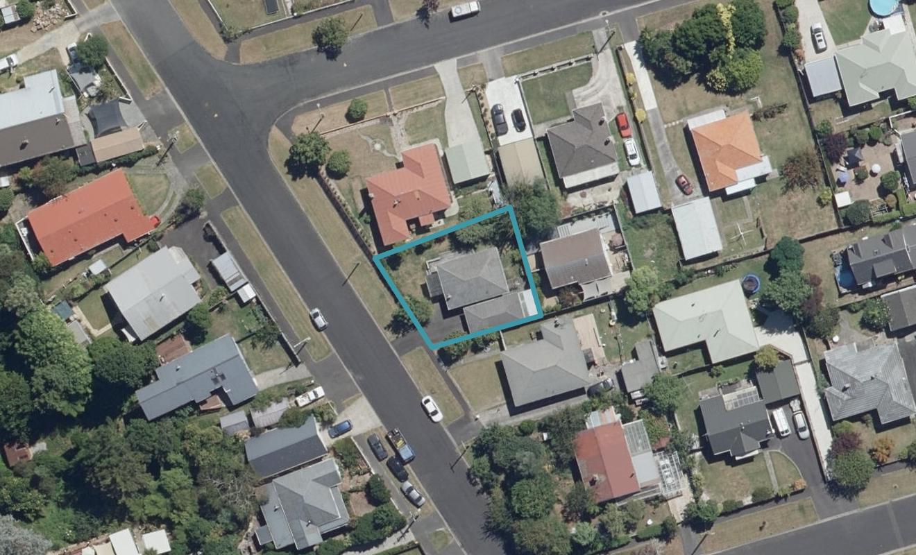 8 Balloch Street, Fairfield, Hamilton - Carousel 1