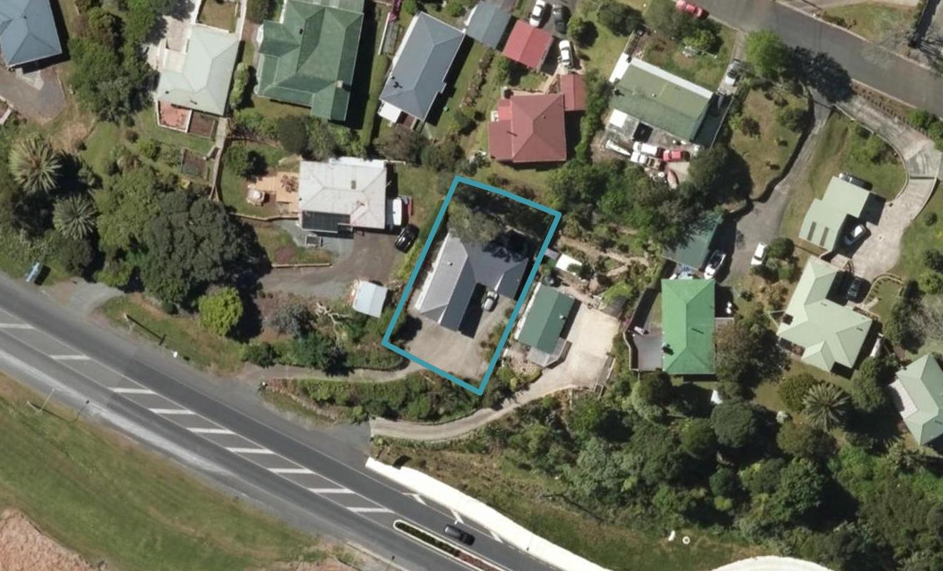 135 Riverside Drive, Parahaki, Whangarei - Carousel 1