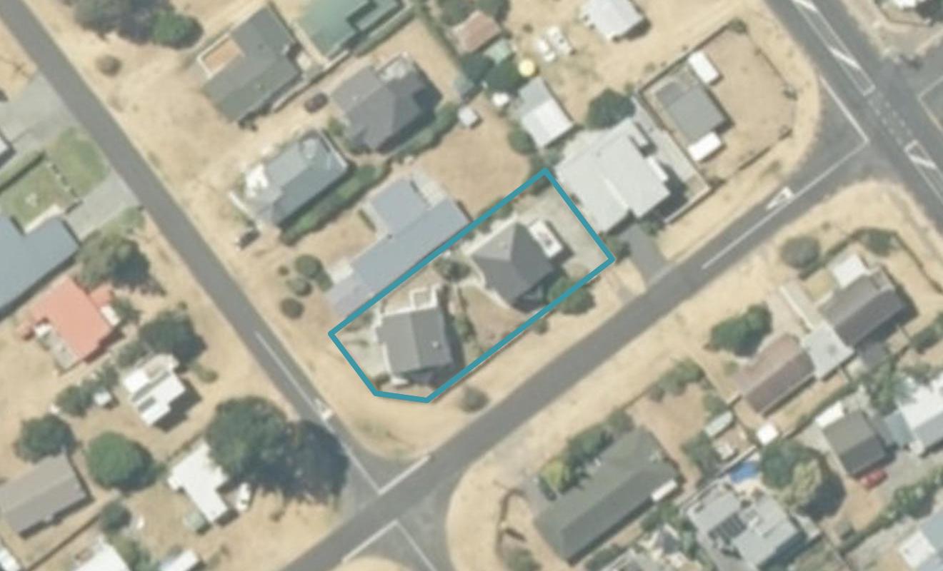 301 Lowe Street, Whangamata, Whangamatā - Carousel 1