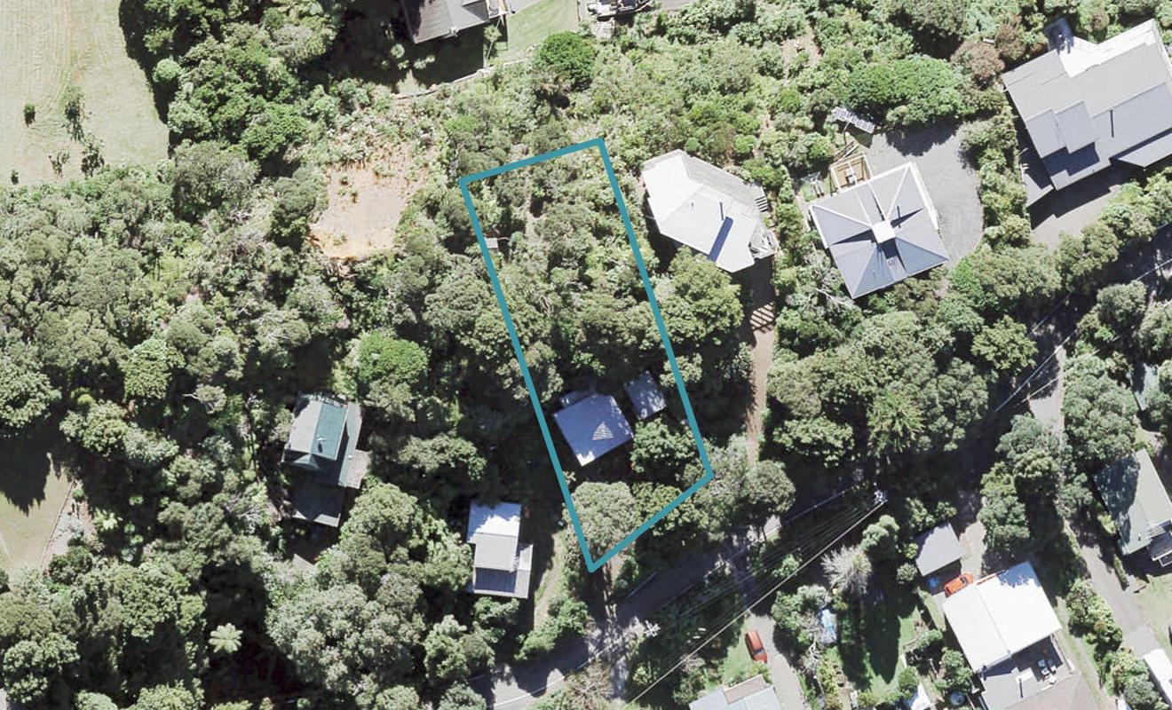 139 Cornwallis Road, Cornwallis, Auckland - Carousel 1