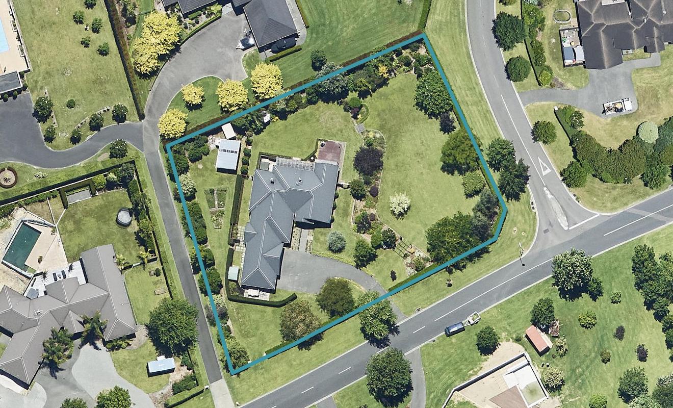 84 Freeburn Road, Pyes Pa, Tauranga - Carousel 1