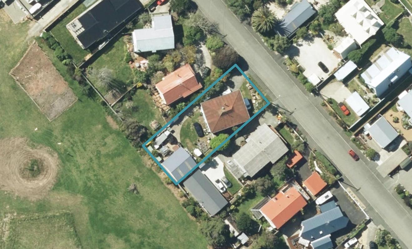 18 Broadsea Avenue, Ruby Bay, Mapua - Carousel 1