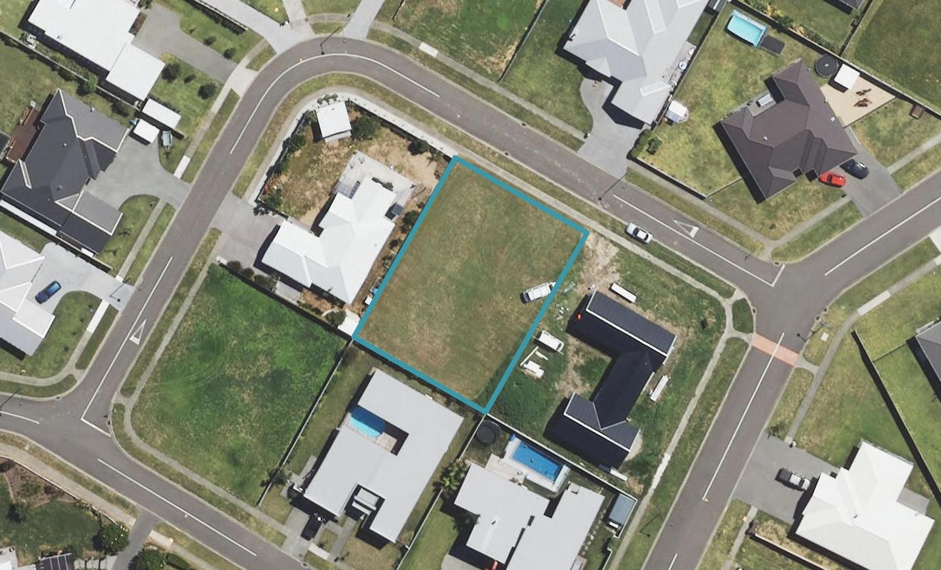 5 Ferris Crescent, Wainui, Gisborne - Carousel 1
