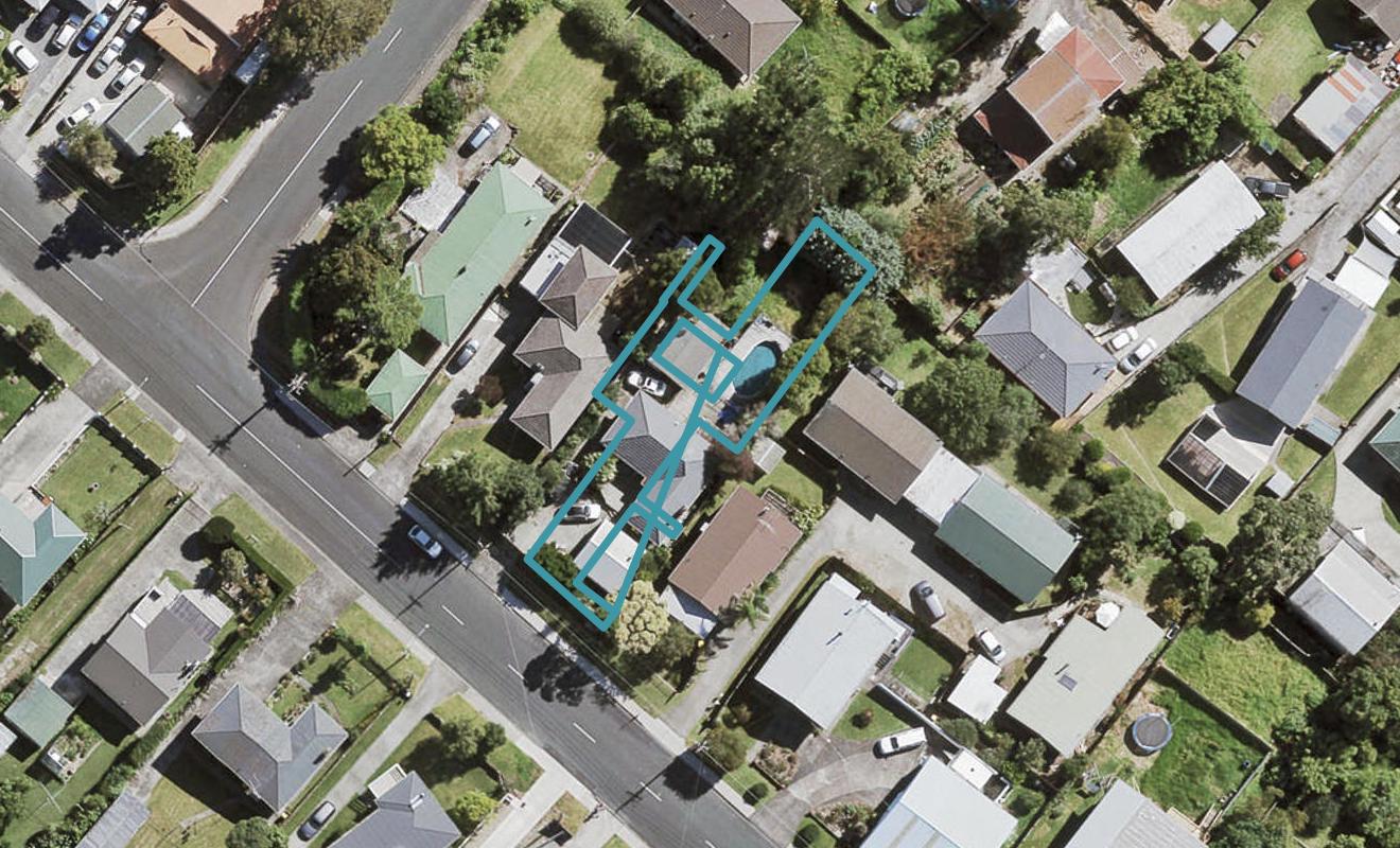 88F Awaroa Road, Sunnyvale, Auckland - Carousel 1