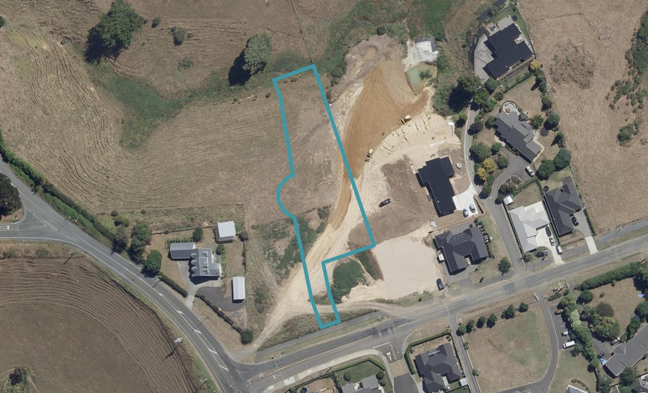 4 Pukatea Lane, Grandview Heights, Hamilton - Carousel 1