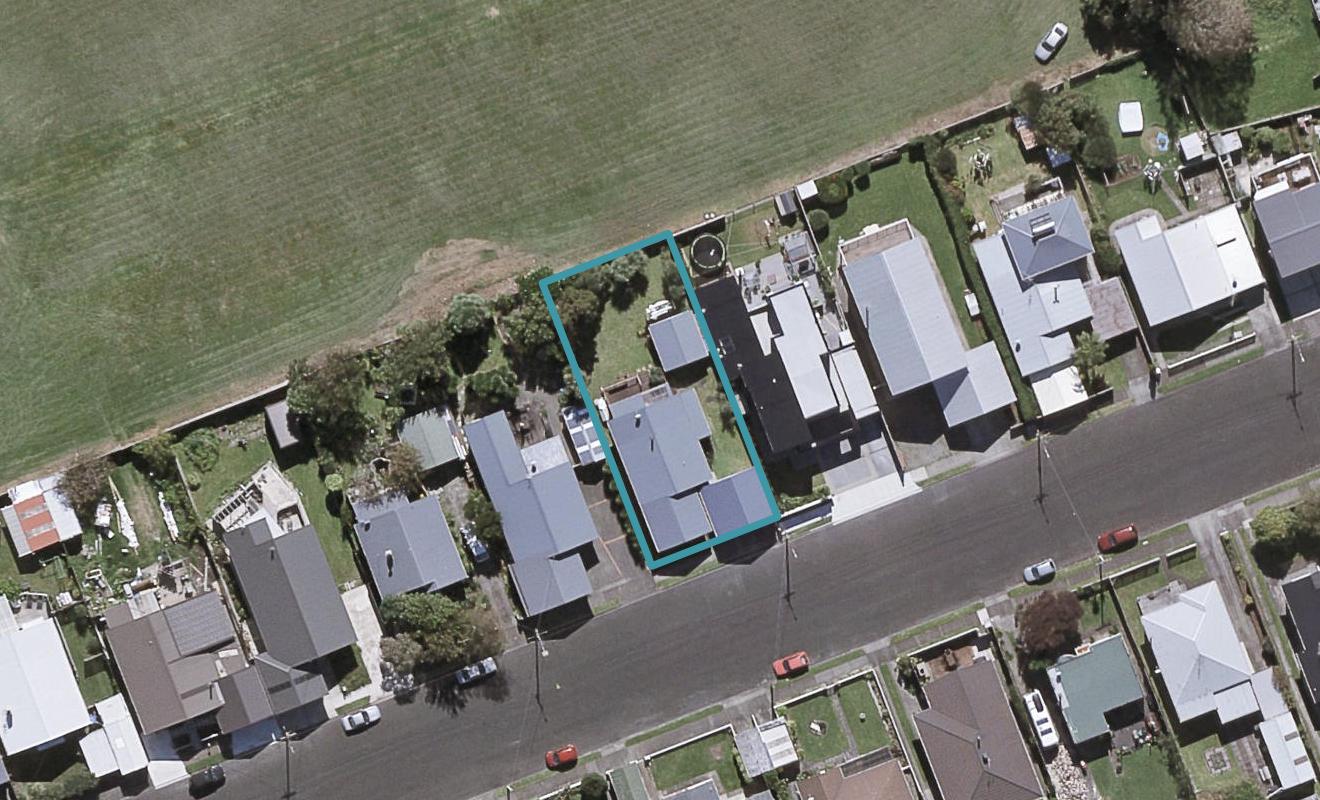 13 Princes Street, Fitzroy, New Plymouth - Carousel 1