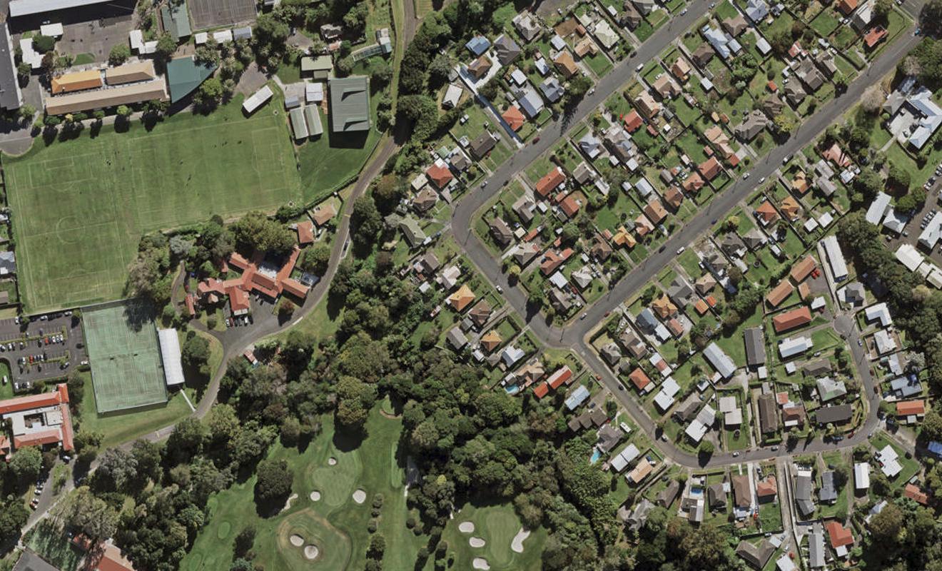 9 Baldwin Street, Otahuhu, Auckland - Carousel 1