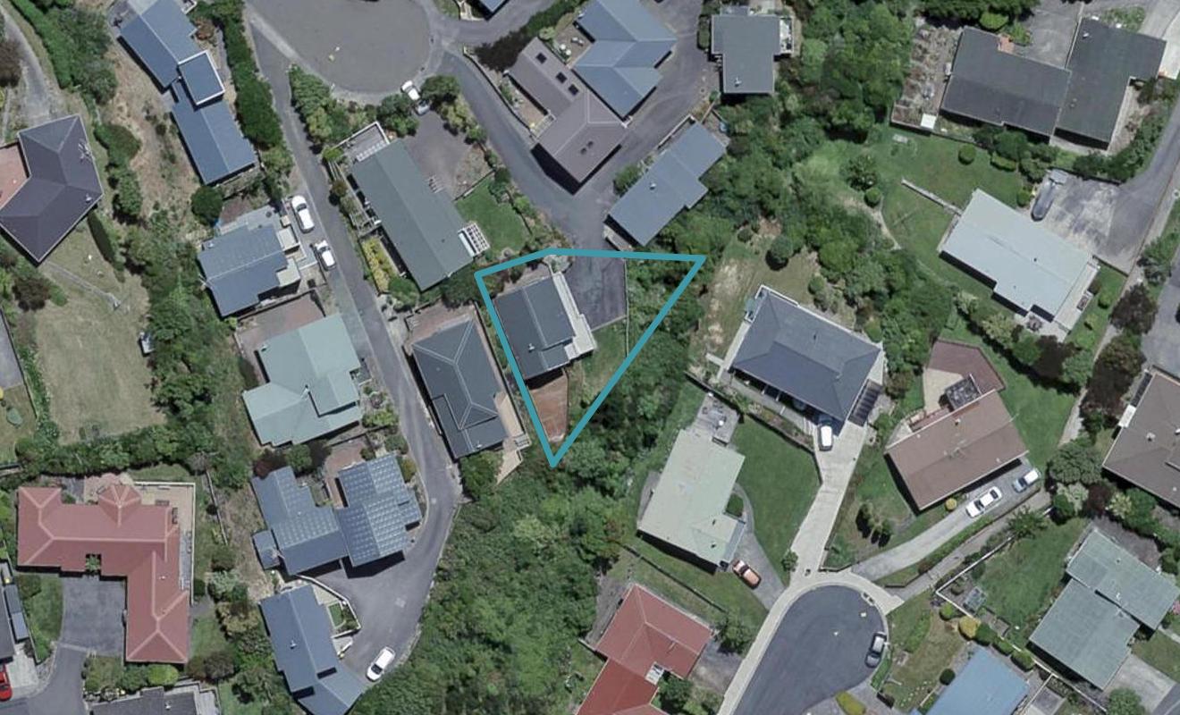 12 Atamira Close, Churton Park, Wellington - Carousel 1