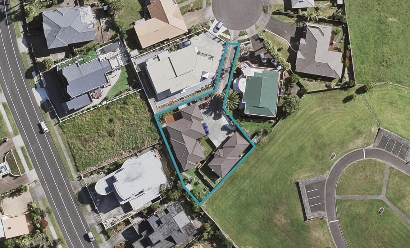 17 Capistrano Mews, Goodwood Heights, Auckland - Carousel 1