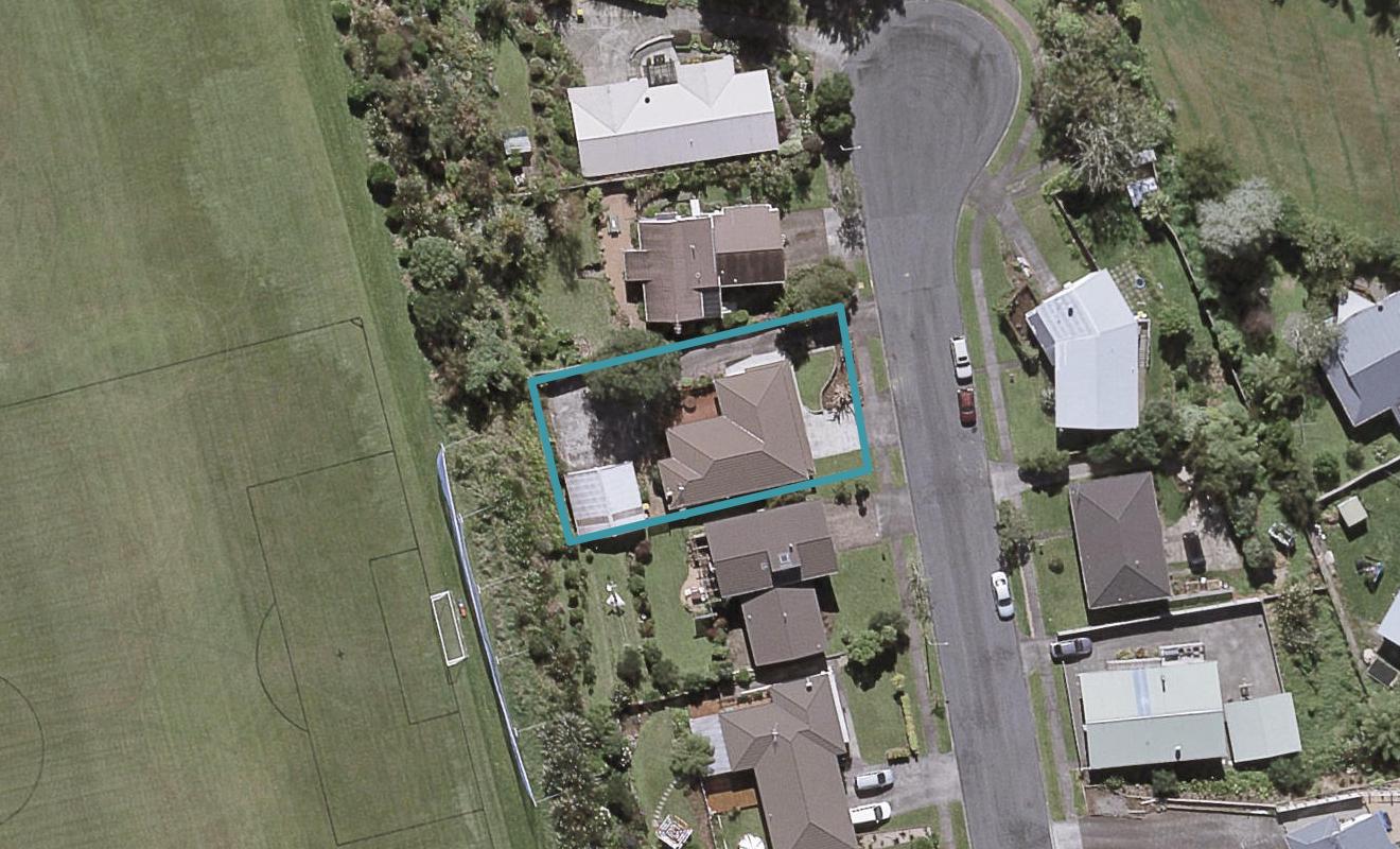 19 La Salle Drive, Westown, New Plymouth - Carousel 1