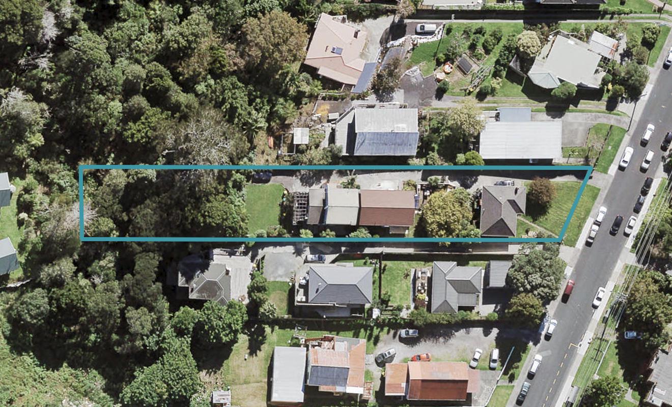 3/10 Verbena Road, Birkdale, Auckland - Carousel 1