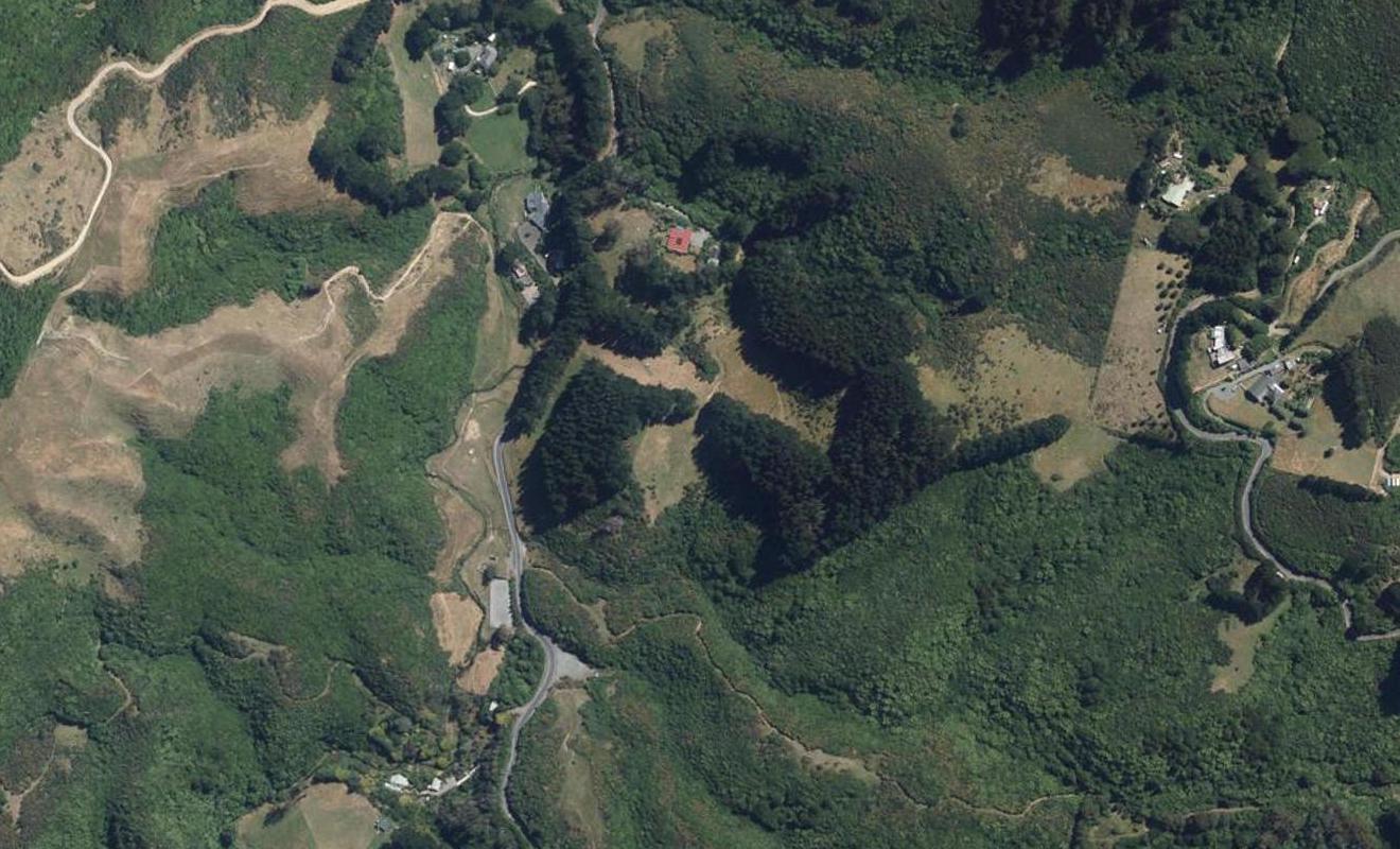 194 Stratton Street, Normandale, Lower Hutt - Carousel 1