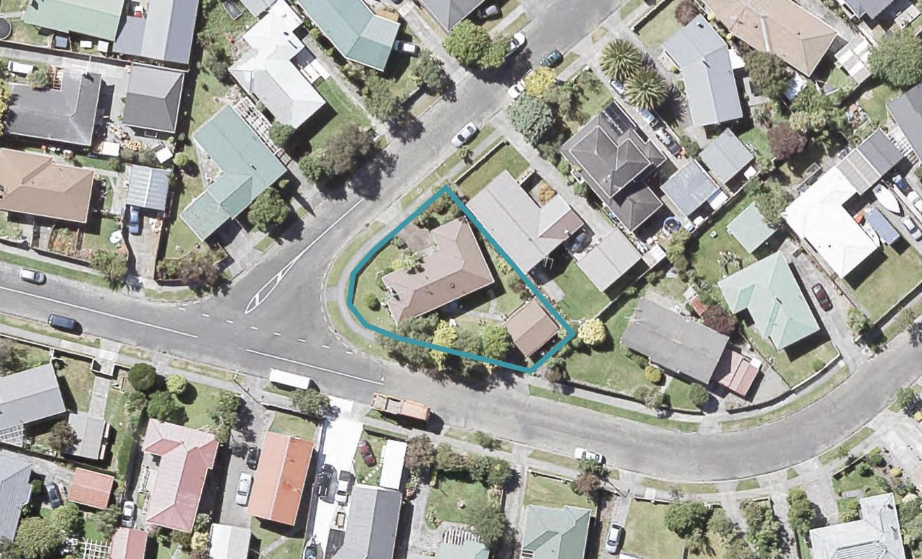 2 Mitimiti Grove, Wainuiomata, Lower Hutt - Carousel 1