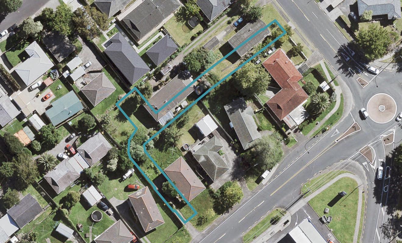 13 Fetu Oso Lane, Henderson, Auckland - Carousel 1
