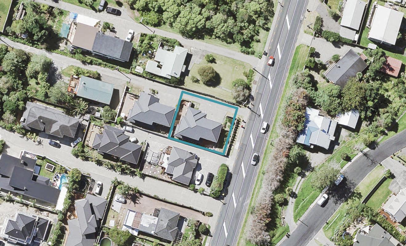 688 Beach Road, Browns Bay, Auckland - Carousel 1
