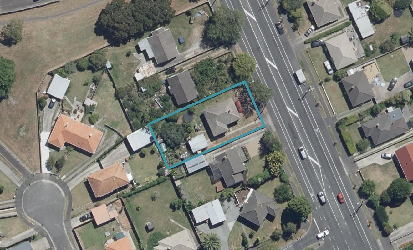 1083 Heaphy Terrace, Fairfield, Hamilton - Carousel 1