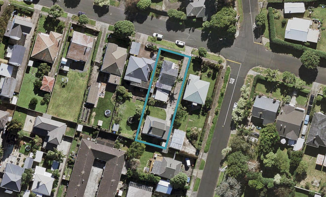 1/17 Hardington Street, Onehunga, Auckland - Carousel 1
