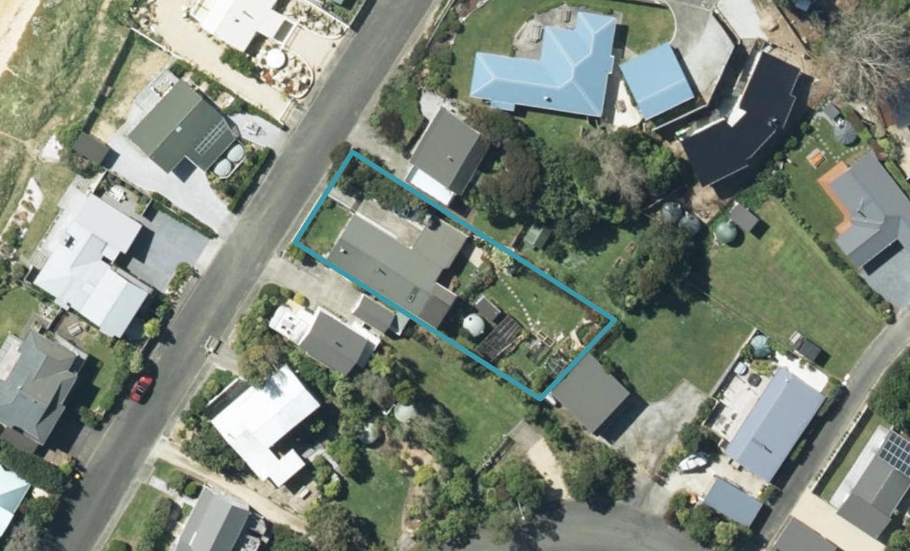 26 Cornwall Place, Tata Beach, Takaka - Carousel 1