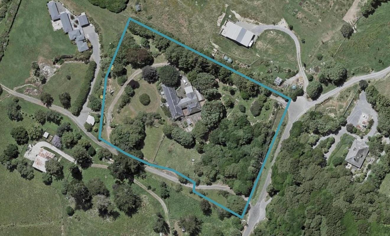 276 Huia Street, Waikanae - Carousel 1