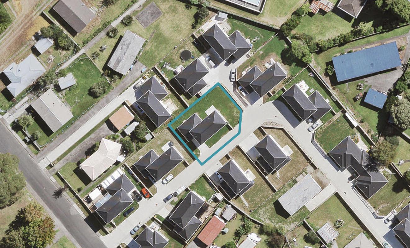 15 Waitoro Lane, Henderson, Auckland - Carousel 1