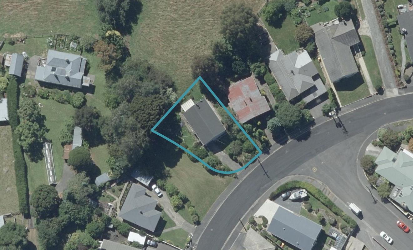 23 Charters Street, Glenross, Dunedin - Carousel 1