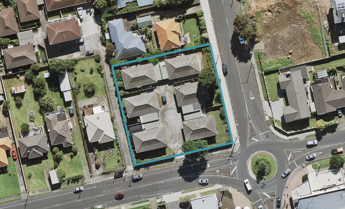 3/16 Coronation Road, Māngere Bridge, Auckland - Carousel 1