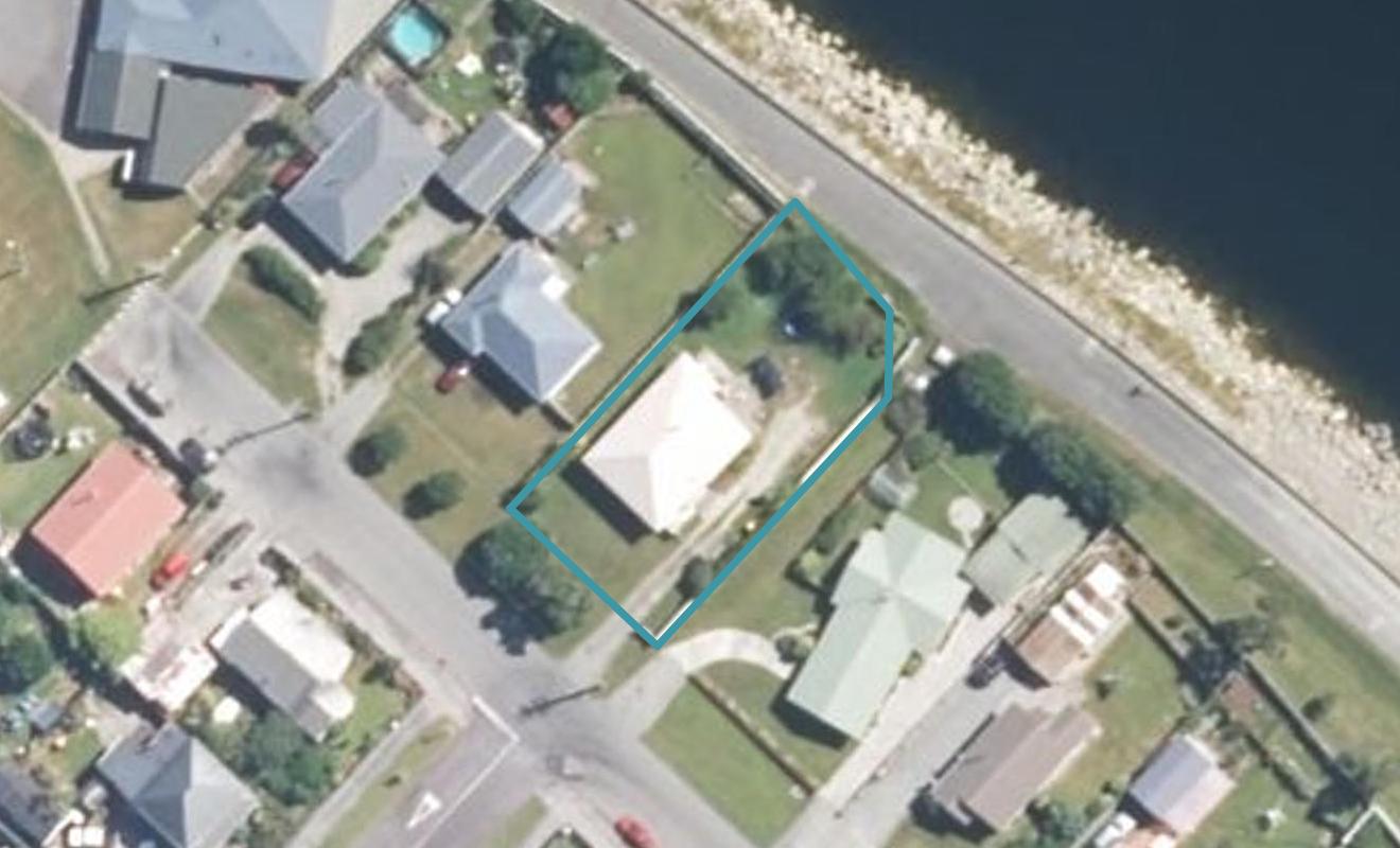 5 Collins Street, Blaketown, Greymouth - Carousel 1