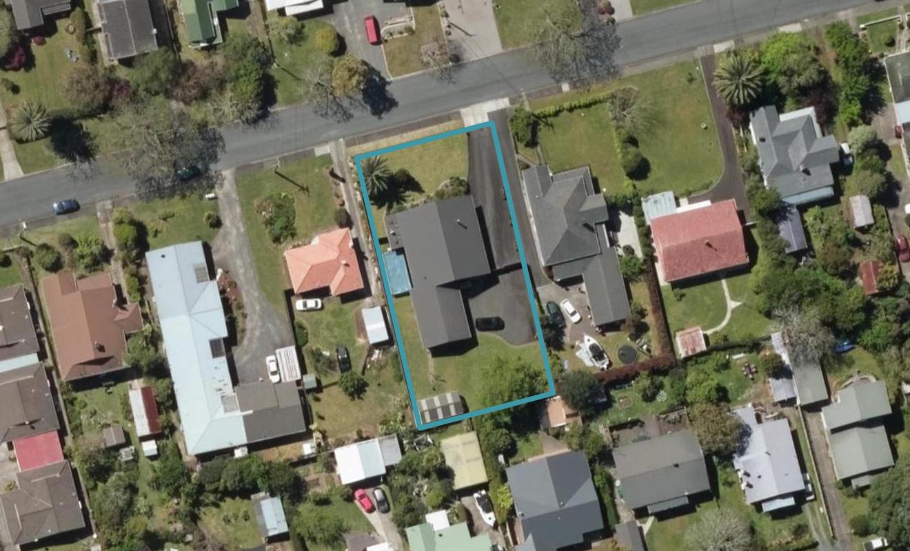 21 Powhiri Avenue, Kensington, Whangarei - Carousel 1