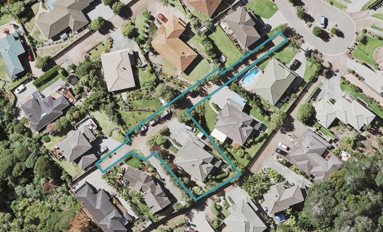 27 Landvale Court, Browns Bay, Auckland - Carousel 1