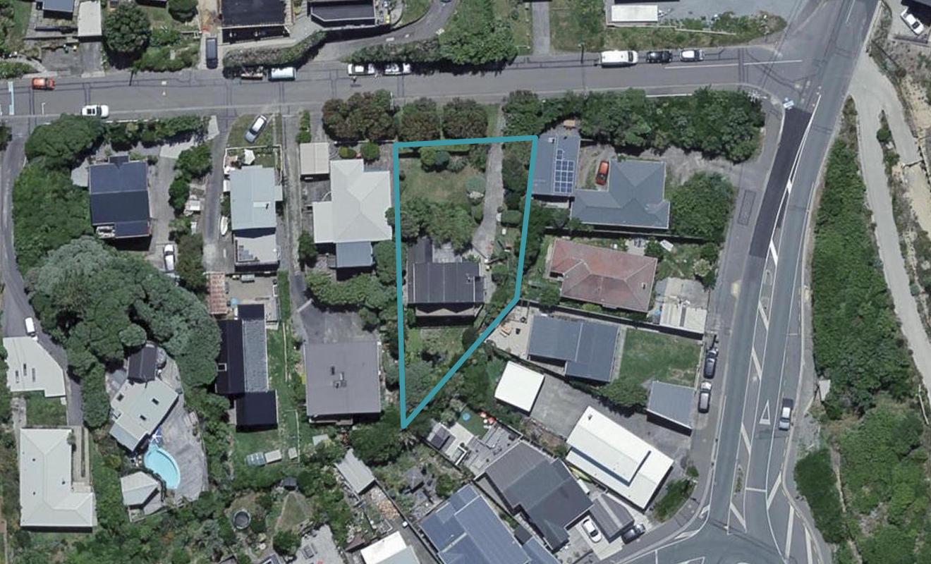 5 Cave Road, Houghton Bay, Wellington - Carousel 1