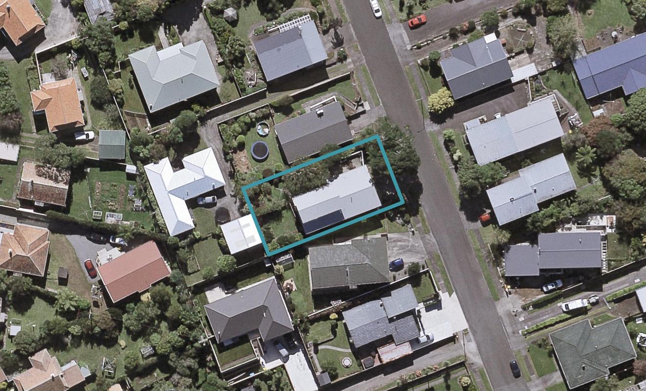 14 Mayfair Place, Westown, New Plymouth - Carousel 1
