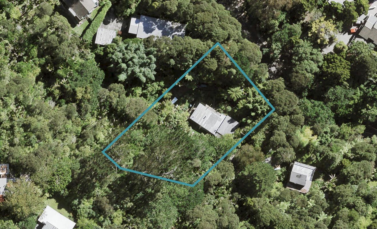 198 Konini Road, Titirangi, Auckland - Carousel 1