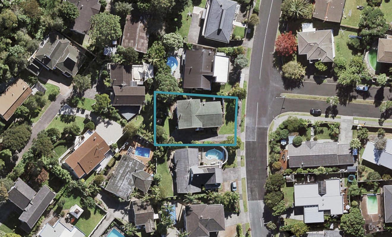 11 Porritt Avenue, Chatswood, Auckland - Carousel 1