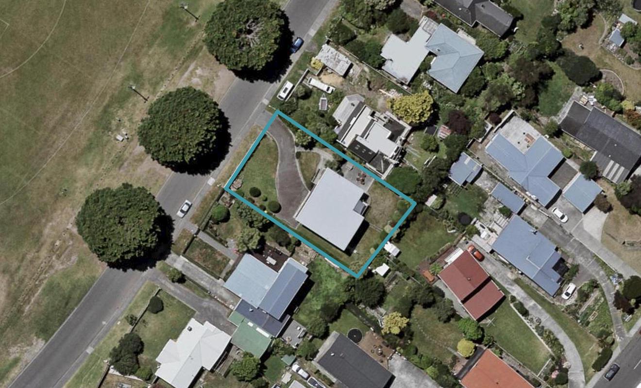 24 Weka Road, Raumati Beach, Paraparaumu - Carousel 1