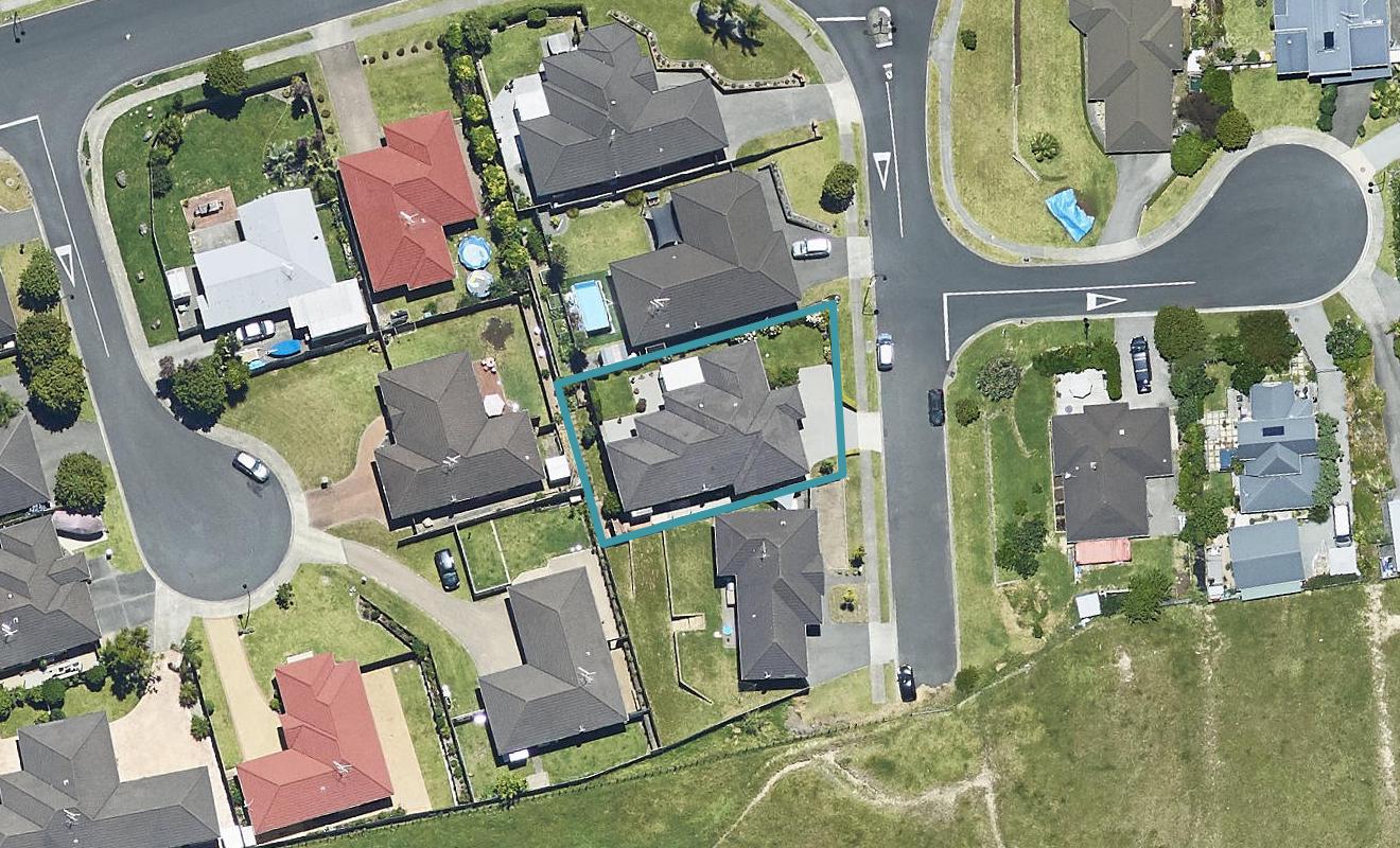 32 Kestrel Avenue, Welcome Bay, Tauranga - Carousel 1