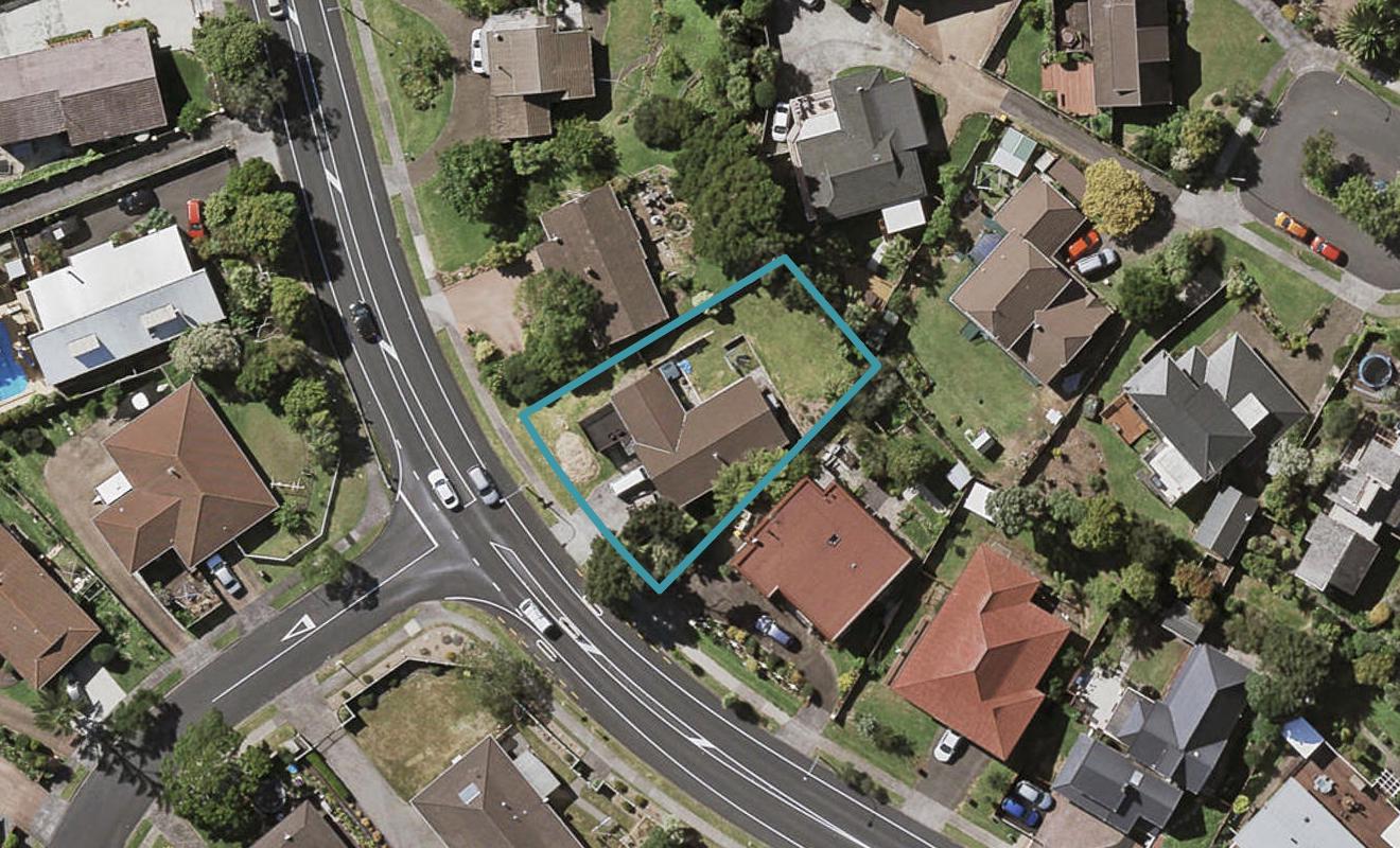 12 Goodwood Drive, Goodwood Heights, Auckland - Carousel 1