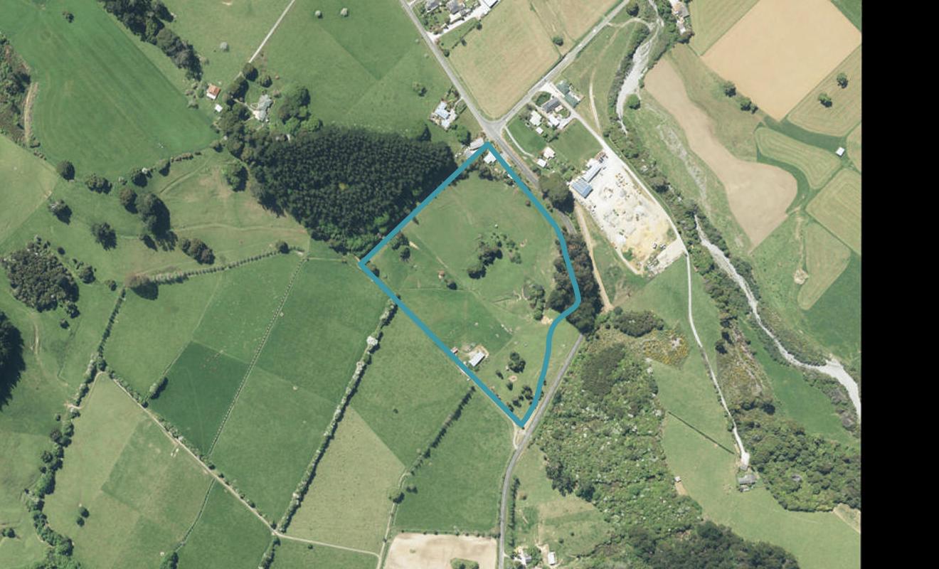2 East Takaka Road, East Takaka - Carousel 1