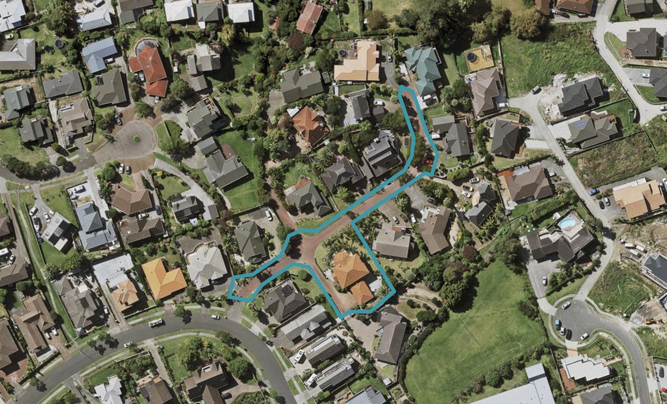 3 San Martin Place, Goodwood Heights, Auckland - Carousel 1