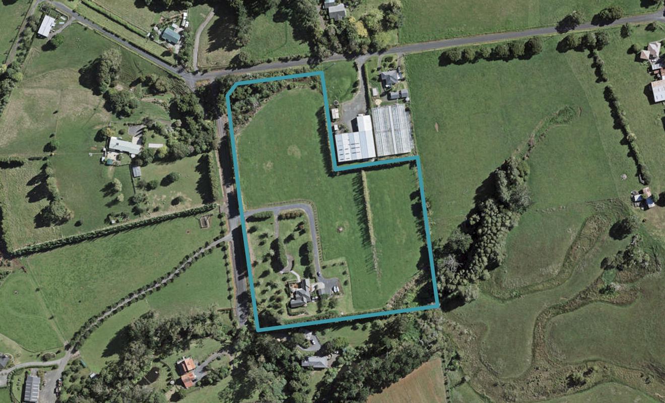 15 Tipperary Lane, Patumahoe, Pukekohe - Carousel 1