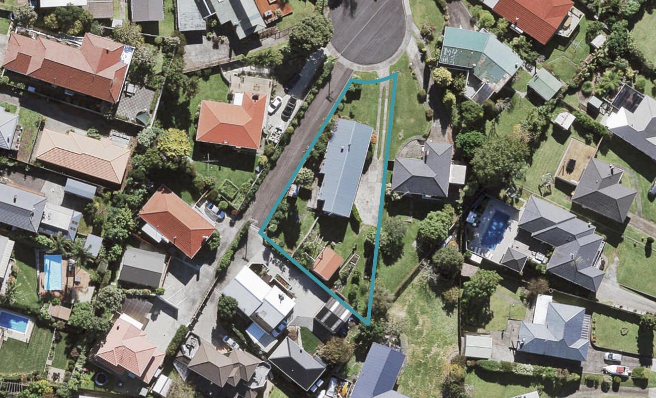 14 Fairlea Road, Te Atatu South, Auckland - Carousel 1